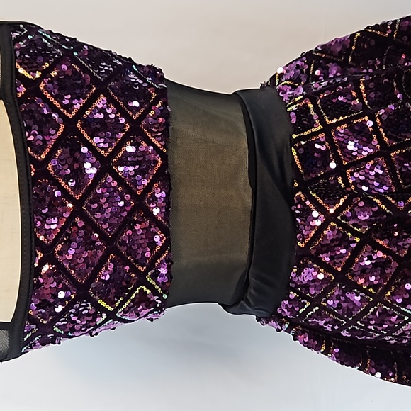 Weissman dance costume, 2 pc, small adult, purple, black, geometric design - Picture 5 of 13